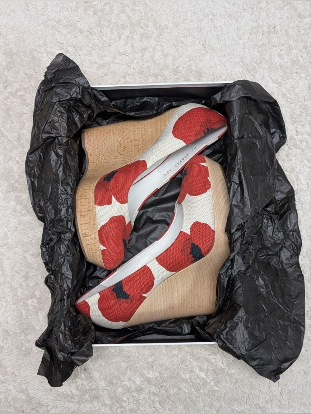 NWT YSL Floral Poppy Wedge Heels Size 38.5 US 8.5 Brand New Authentic Luxury - Picture 11 of 16